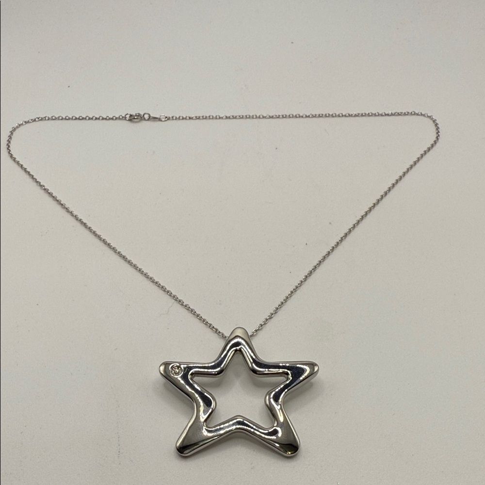 Silver Star Pendant Necklace